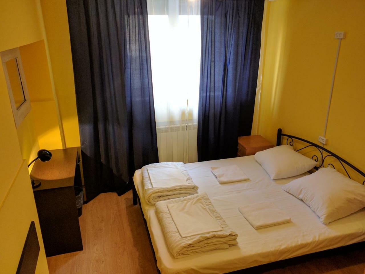 Pallet Hostel Kiev Exterior foto